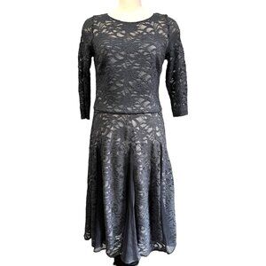 Signature by Sangria Sz 8 (Medium) Gray Lace Dress Midi Flowy Swing Dress